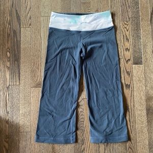 Women’s lululemon crop pants